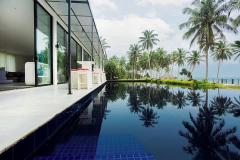 Green Turtle Villa by The Serendipity Collection, Pool