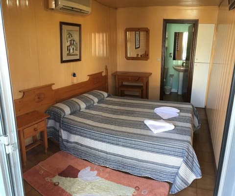 Bungalows Camping Alpha Madrid, Room