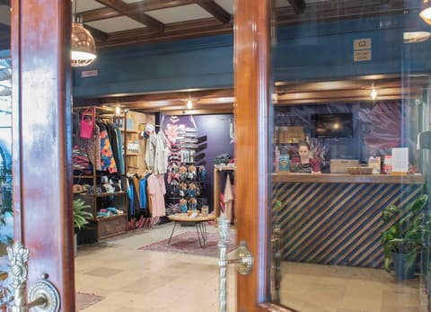 Socialtel Quito, Reception