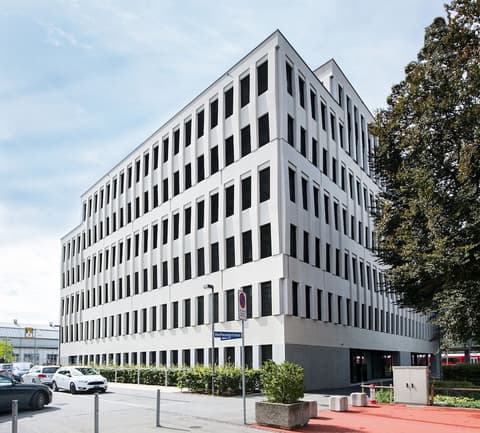 b smart motel Landquart, Front of property