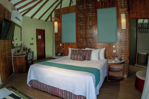 Palafitos Overwater Bungalows, Catamarán, Cenote, All & More Inclusive - Adults Only, Room