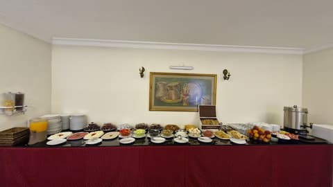 Hotel Ave Maria, Breakfast area