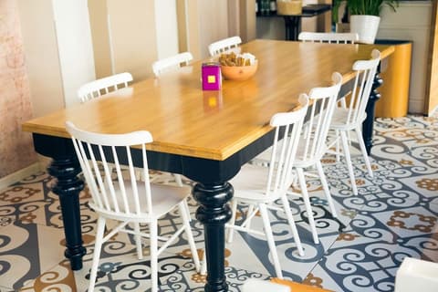 Amalia Bakery Home, Restaurant