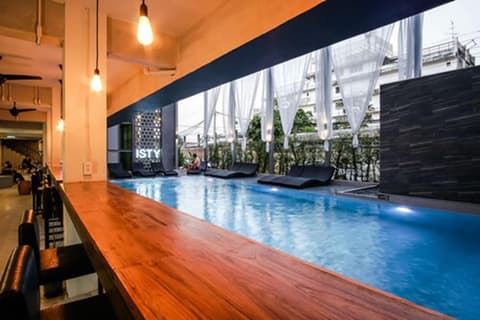 ISTY Hotel, Pool