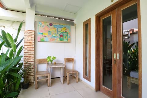 The Wina Guesthouse 2, Property entrance