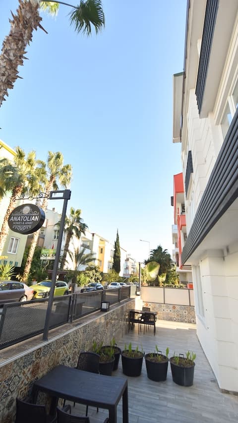 Anatolian Homes & Apart, Front of property