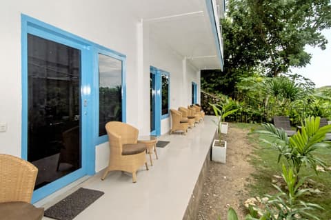 Hotel Bonne Nuit, Terrace/patio