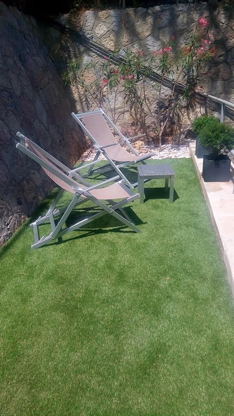 Via delle 5 Terre, Sundeck