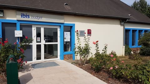 ibis budget Chambourcy Saint-Germain, Property entrance
