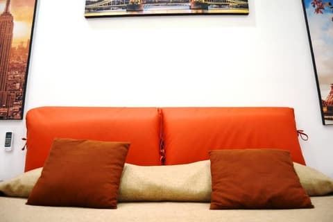 Beatrice Home B&B, Room