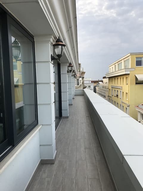 Novelty Hotel, Terrace/patio