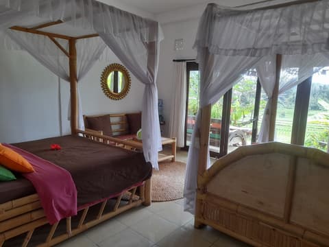 Great Mountain Views, Room