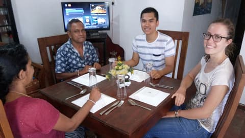 Takeshi inn, Lobby sitting area