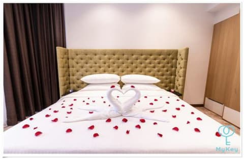 Expressionz Professional Suites by MyKey, Room