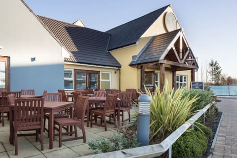 Raven’s Cliff, Motherwell by Marston's Inns, Garden