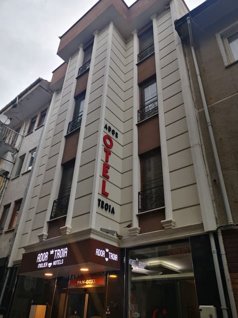 Ador Troia Hotel, Property entrance