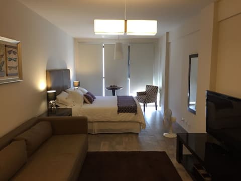 Urbana Suites & Studios 440, Room