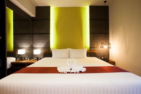 The Glory Gold Hotel, Room