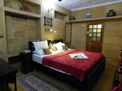 Hotel Shahi Palace, Room