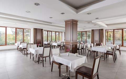 Chinar Health Hotel Naftalan, Breakfast area