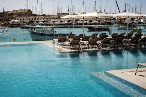 Urban Rooms By Neu Collective, Outdoor pool