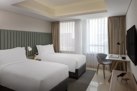 Staybridge Suites Dubai Internet City by IHG, Room