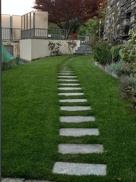 Al Poggio, Property entrance