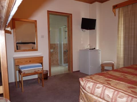 Mountain Rose Garden Hotel, Room