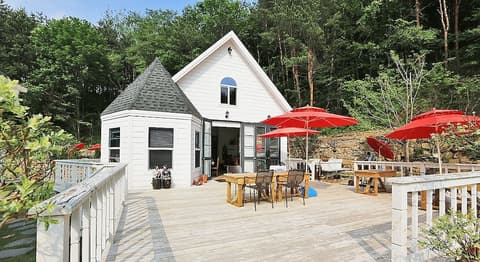 Kismet Cottage, BBQ/picnic area