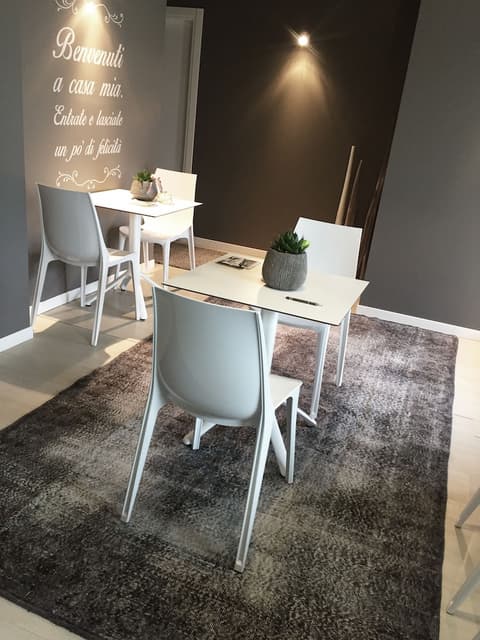 Art B&B Design, Interior entrance