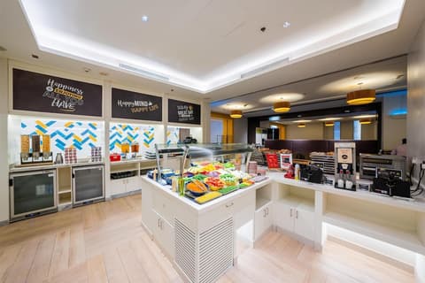 Hampton by Hilton Dubai Airport, Restaurant