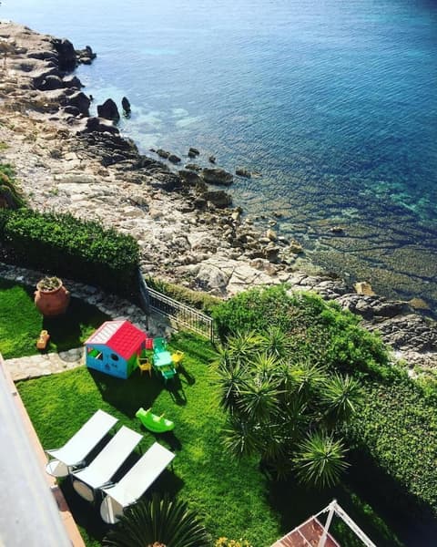 Villa Grachira, Beach