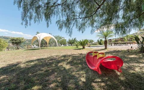 Villa Le Torrette, Garden