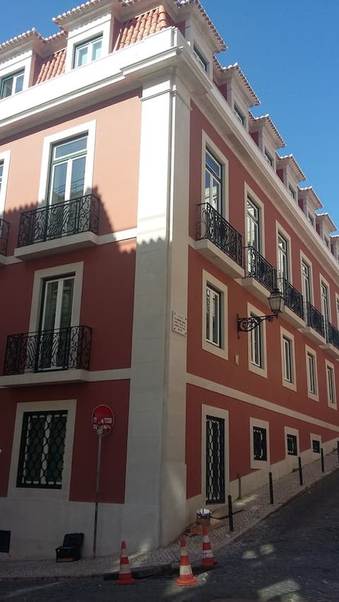 Lisbon Serviced Apartments Chiado Emenda, Front of property