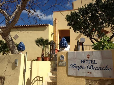 Hotel Timpe Bianche San Vito Lo Capo, Property entrance