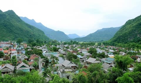 Ngoc Bach Hotel, View from property