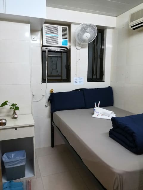 New Yan Yan Guest House, Room