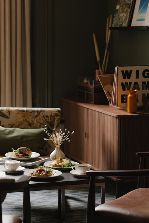 Heeton Concept Aparthotel Edinburgh Queen Street, Lobby