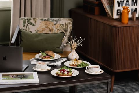 Heeton Concept Aparthotel Edinburgh Queen Street, Lobby