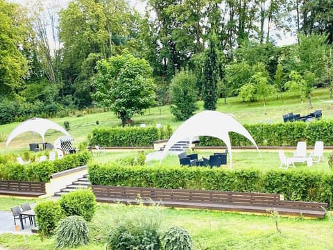 CAREA Schlosshotel Domäne Walberberg, Exterior