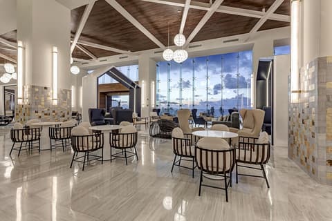 Royalton CHIC Cancun, An Autograph Collection All-Inclusive Resort - Adults Only, Lobby