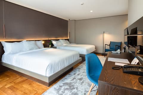 Ramada Encore Makati, Room