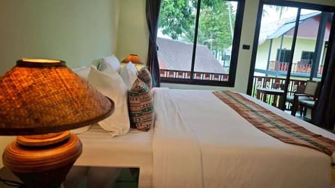 Dong Talay Lipe Beach Resort, Room