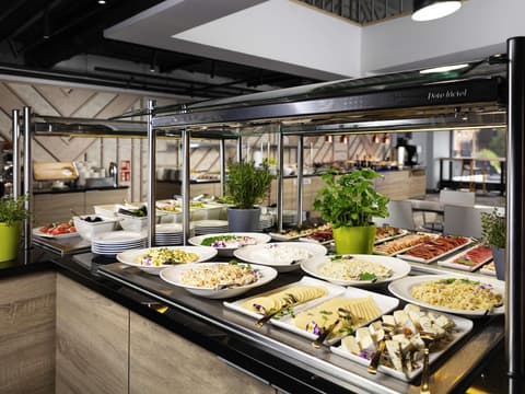 ibis Poznan Centrum, Breakfast area