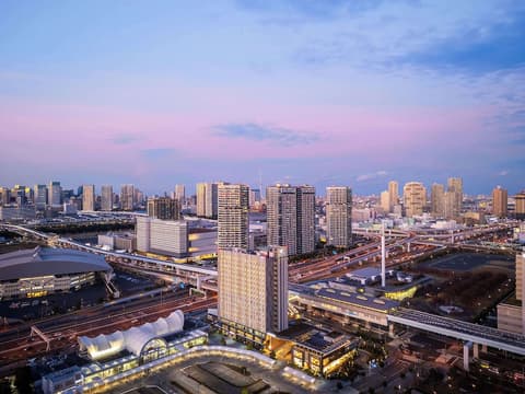 DoubleTree by Hilton Tokyo Ariake, Exterior