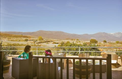 Villa Xarahiz, Balcony