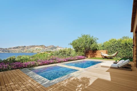 The Bodrum EDITION, Pool