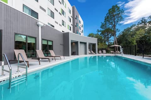 Courtyard by Marriott Tampa Northwest/Veterans Expressway, Pool