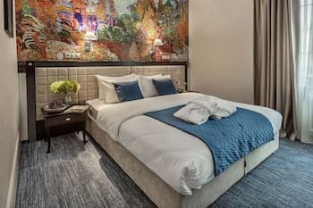 Seasons Boutique Hotel, Room