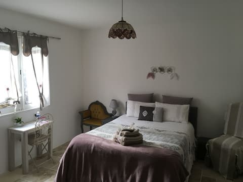 Le Mas de Peycavier, Room